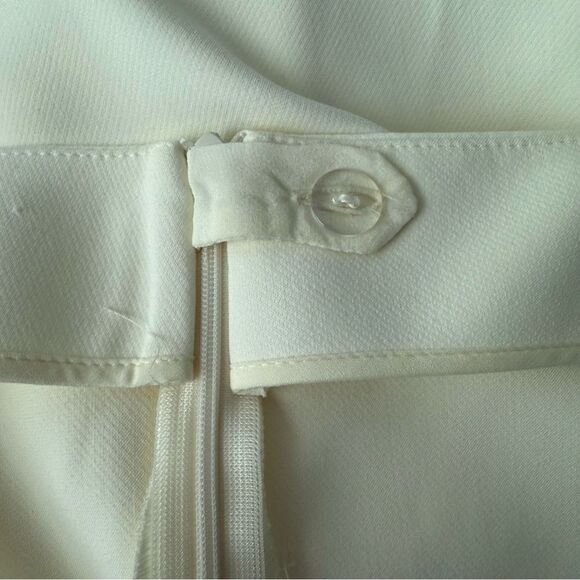 St. John Straight Leg Pants in White/Cream 18 - Picture 6 of 6